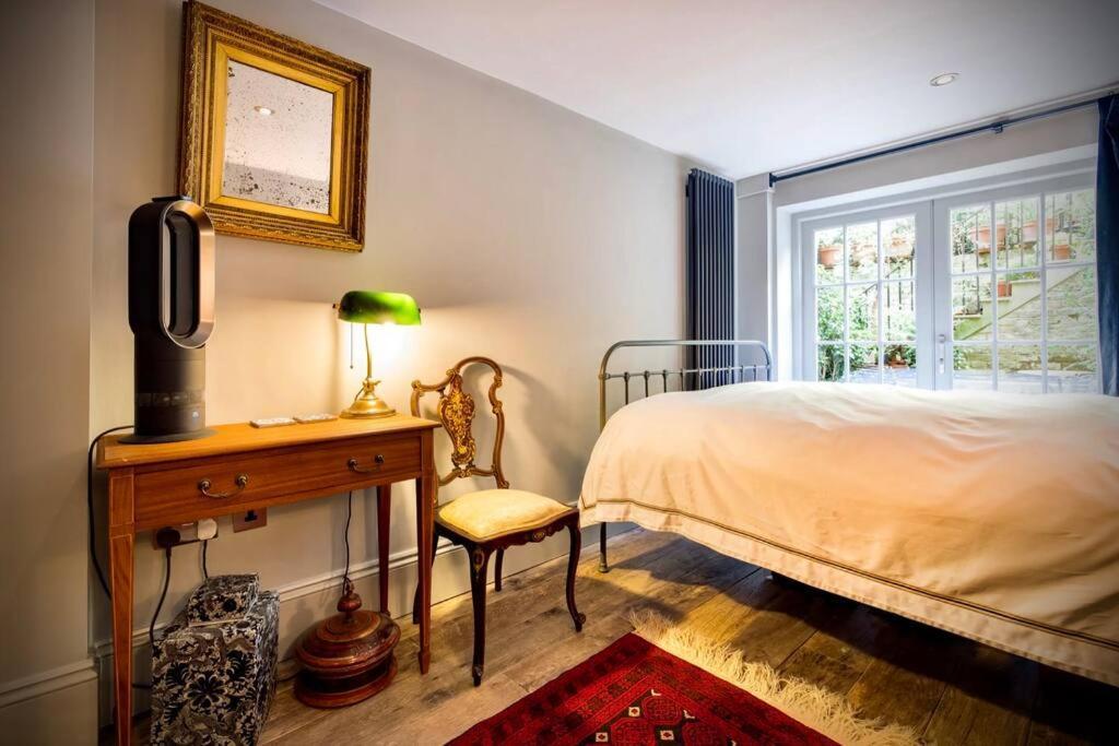 Вілла Kings Cross, Self-Contained House & Private Garden Лондон Екстер'єр фото